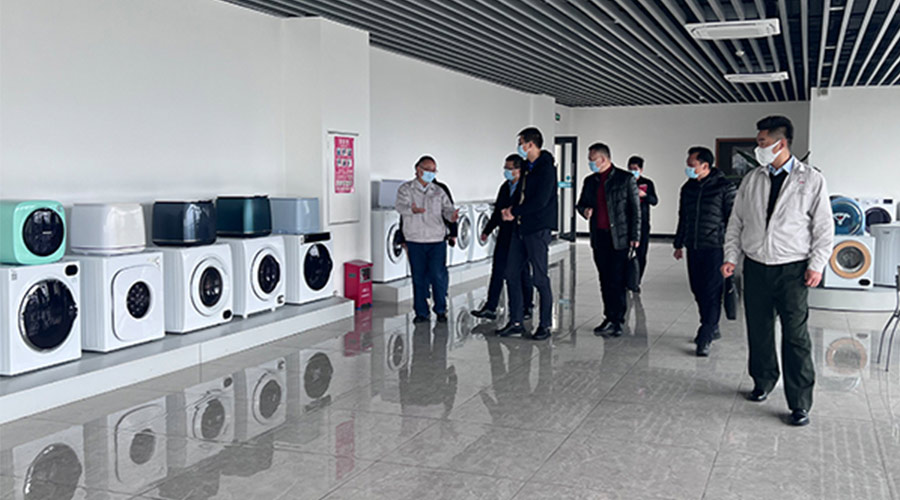 分享交流！鶴山市領(lǐng)導(dǎo)以及書記一同到訪金環(huán)電器