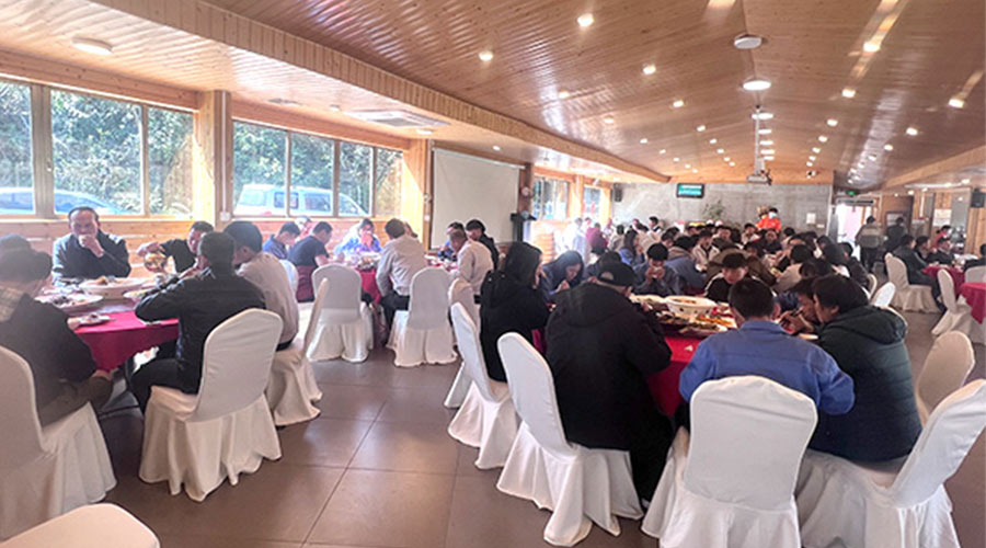 金環(huán)電器開工宴！吃飽喝足加油干迎戰(zhàn)2023！