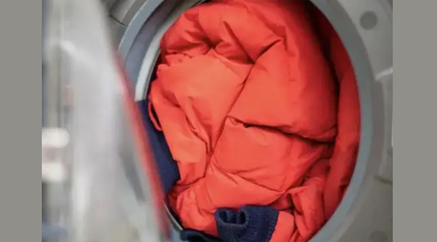 羽絨服漲價(jià)！選購(gòu)滾筒干衣機(jī)烘羽絨服這個(gè)細(xì)節(jié)不可忽視