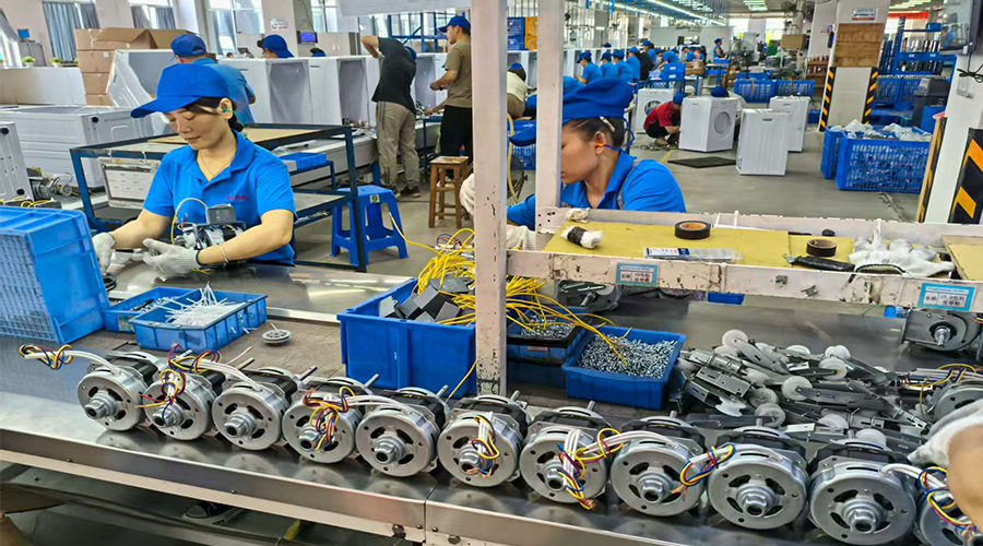 選擇靈活定制的合作伙伴，而非僅僅是制造商